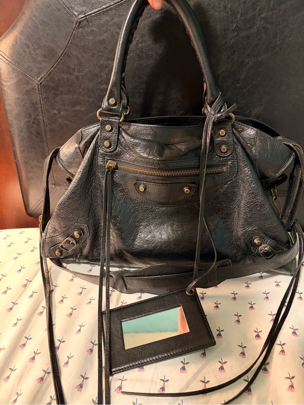Balenciaga Medium City Bag in Black